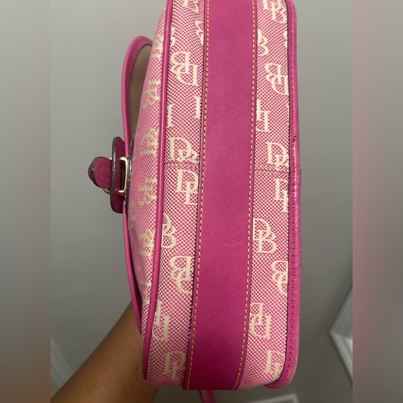 Dooney & Bourke Pink Shoulder Bag - Picture 10 of 17